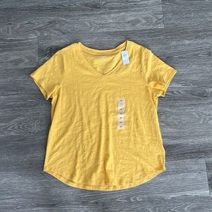 NEW Old Navy Tee